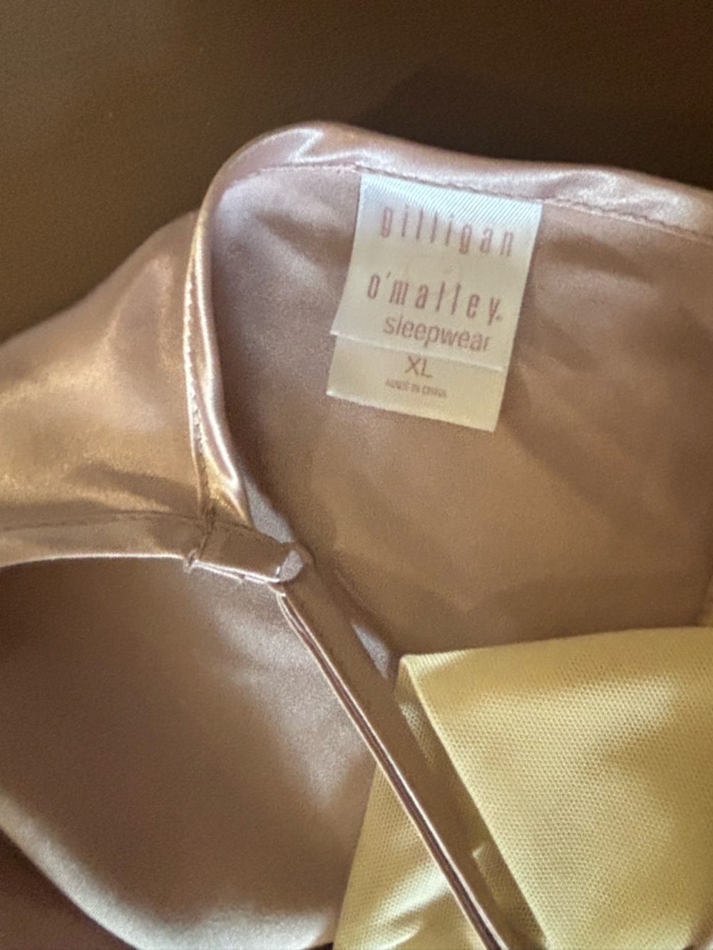 Vintage Giligan and O’Malley chemise and robe set in mauve beaded lace - Picture 6 of 8